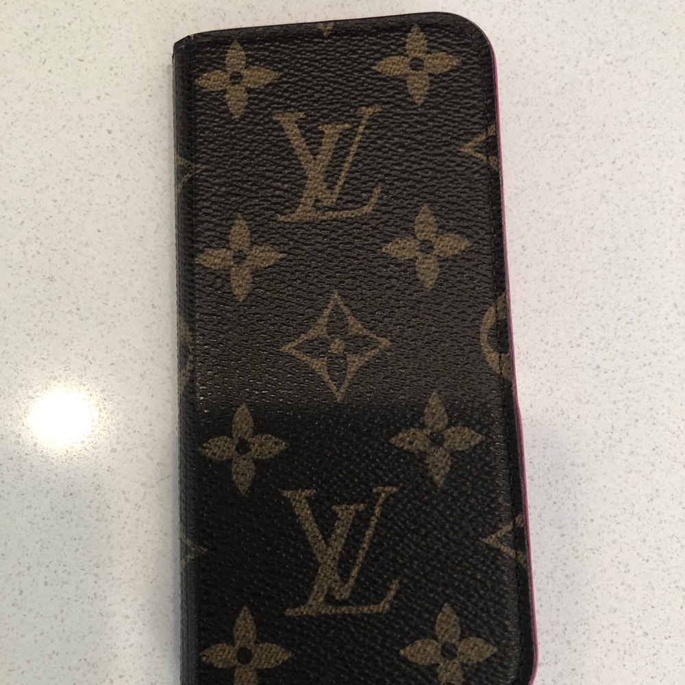 Authentic Louis Vuitton iPhone 6s case.